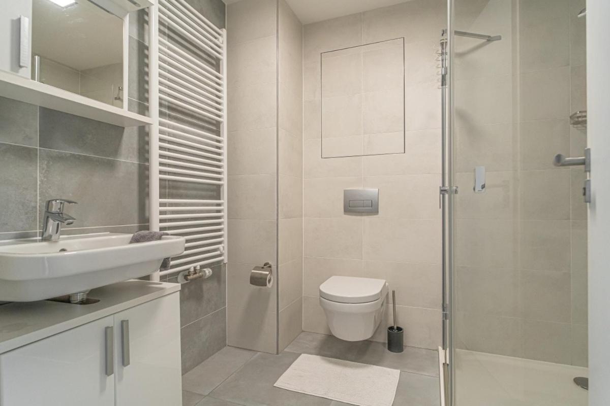פראג Apartment Karel With Garage Parking מראה חיצוני תמונה