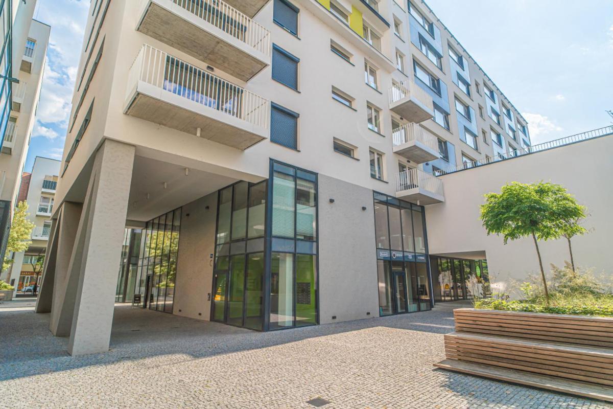 פראג Apartment Karel With Garage Parking מראה חיצוני תמונה