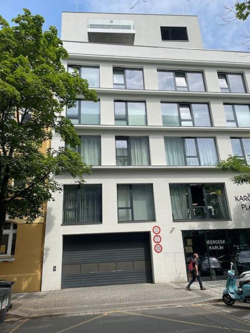 פראג Apartment Karel With Garage Parking מראה חיצוני תמונה